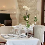 Logis Restaurant Le Dauphin Et Le Du Prieure Hotel 3*