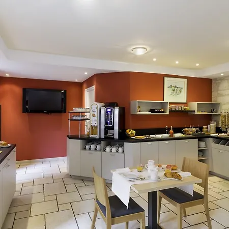 Logis Restaurant Le Dauphin Et Le Du Prieure 3* Caen