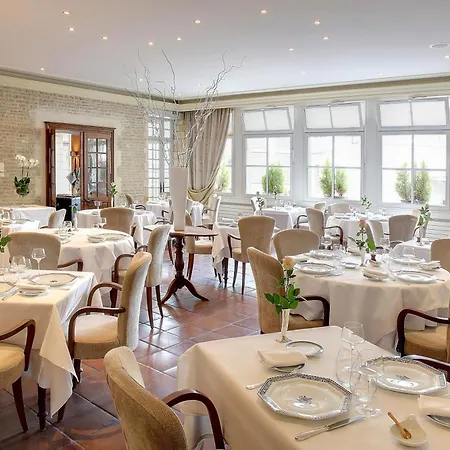 Logis Restaurant Le Dauphin Et Le Du Prieure 3* Caen