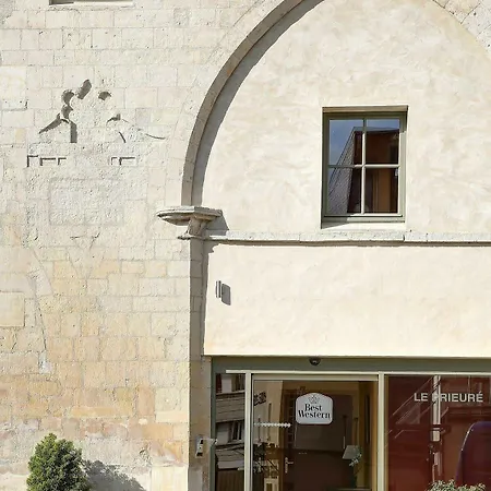 Restaurant Le Dauphin Et Le Du Prieure Hotell